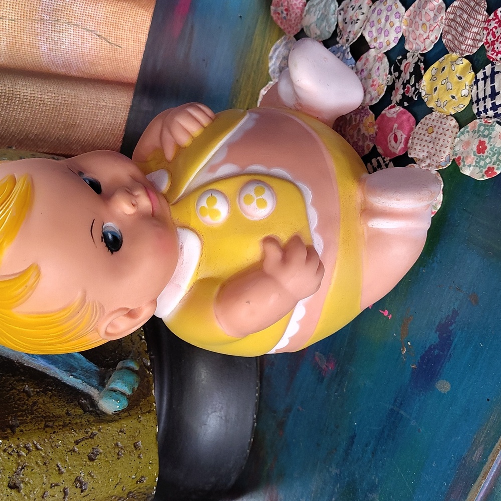 VINTAGE UNEEDA DOLL CO PLUM PEES SQUEAKY DOLL RUBBER SQUEAK TOY - Picture 2 of 9